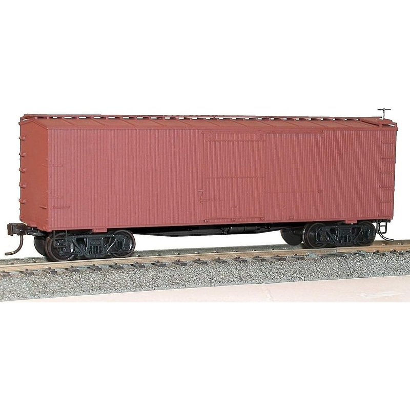36′ Double Sheathed Wood Boxcar Undecorated Kit
