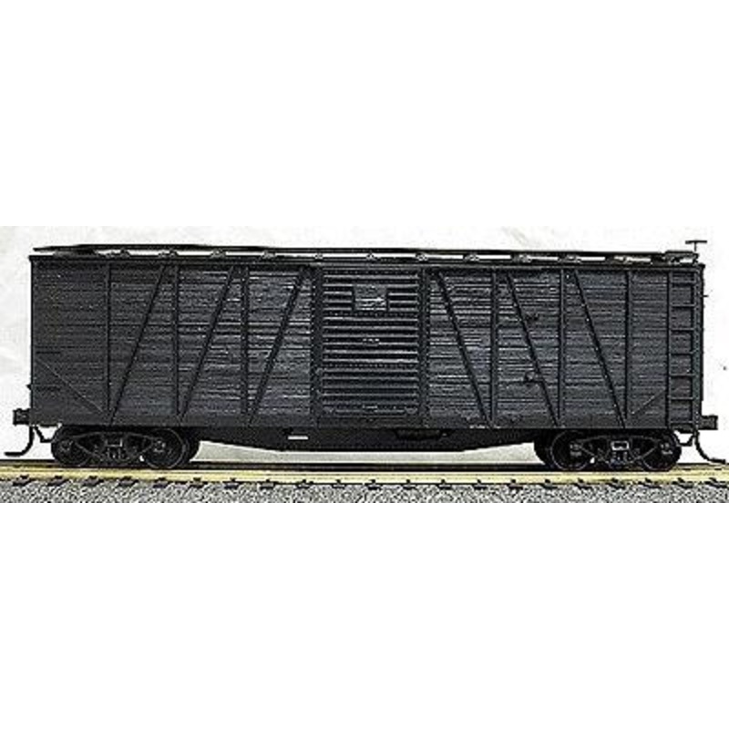 40′ Wood Outside-Braced Boxcar Kit Undecorated