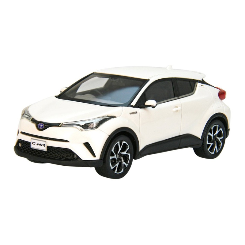 Ebbro 45599 Toyota C-HR White Pearl Crystal Shine 1/43 Scale