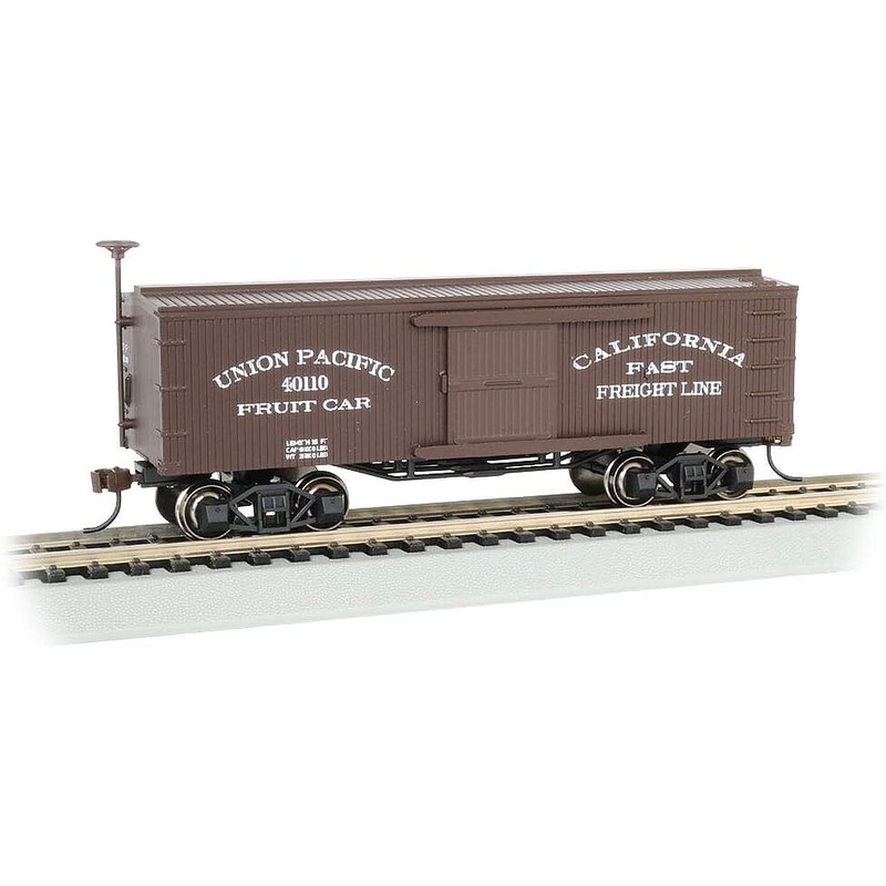34′ Wood Old-Time Boxcar Union Pacific (Fruit Service)