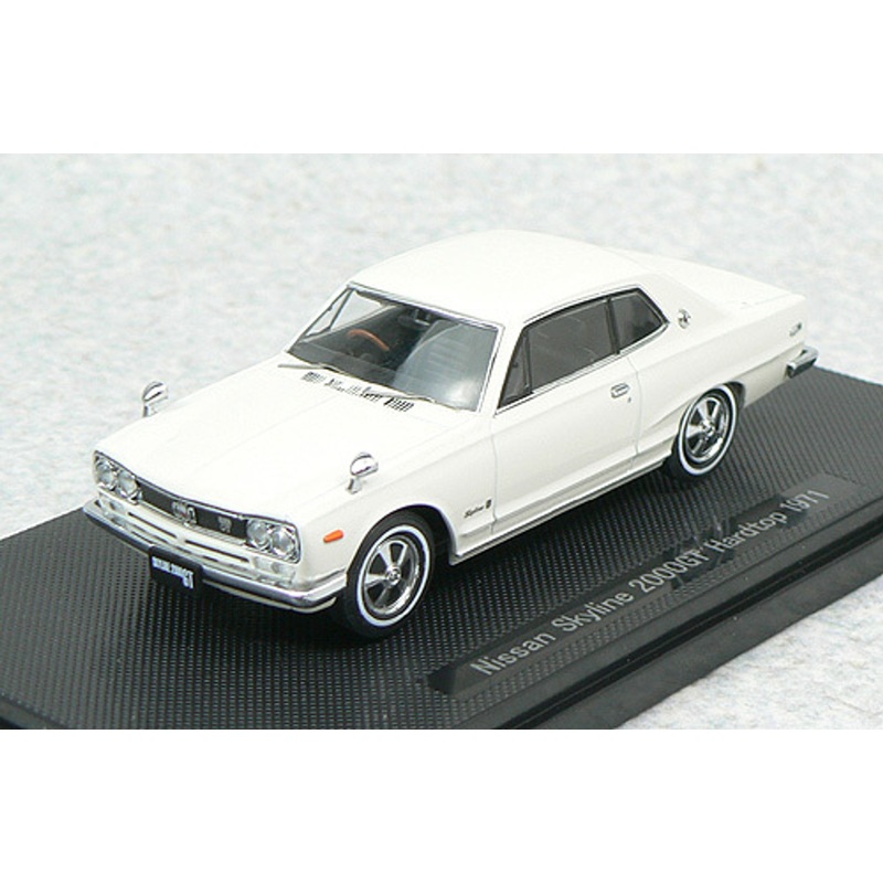 Ebbro 43961 NISSAN SKYLINE 2000GT Hardtop White 1/43 Scale