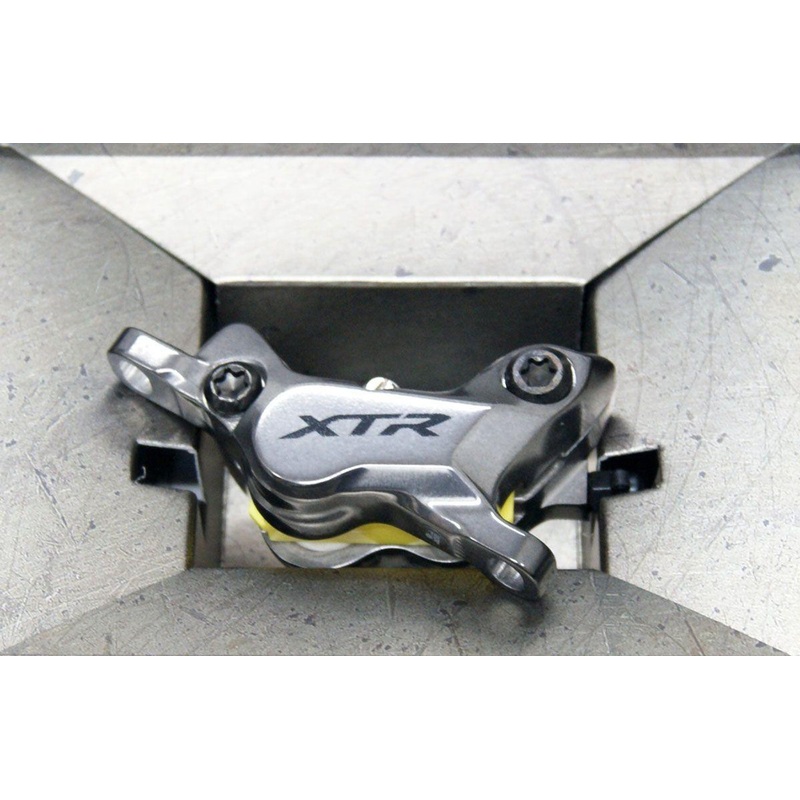 Shimano (Cycling) XTR BR-M9120 Hydraulic Post Mount Disc Brake (K02TI) IBRM9120MPMF