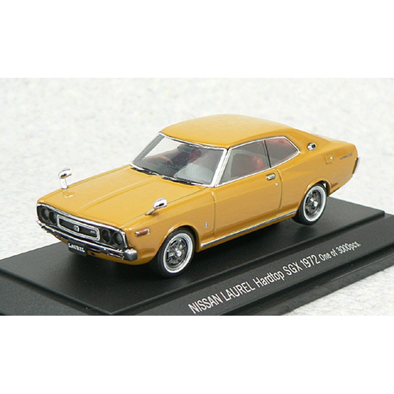 Ebbro 43563 NISSAN LAUREL Hardtop SG 1972 Brown 1/43 Scale