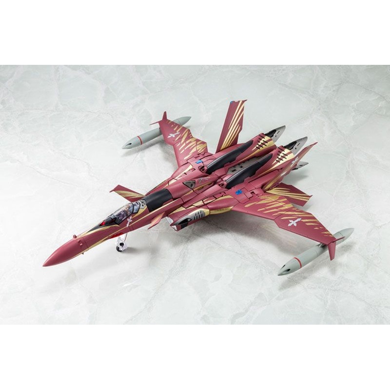 ARCADIA SV-51 Nora Polyansky Final Battle Specification Ver. 1/60 Figure (Macross Zero)