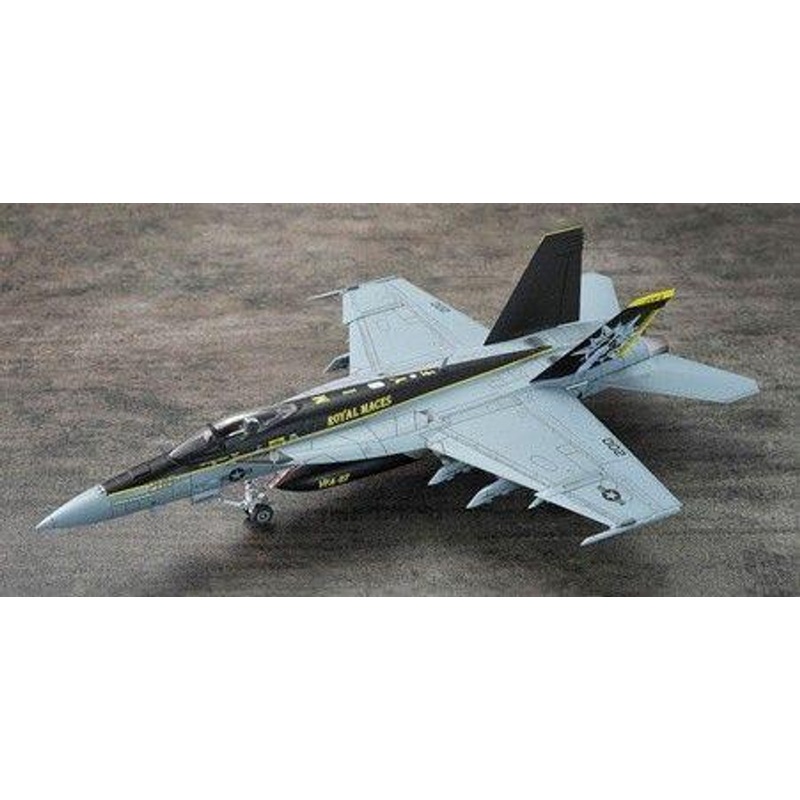 Platz 1/72 US Navy Carrier-Based Fighter F/A-18E Super Hornet VFA-27 Royal Maces 2024 Plastic Model