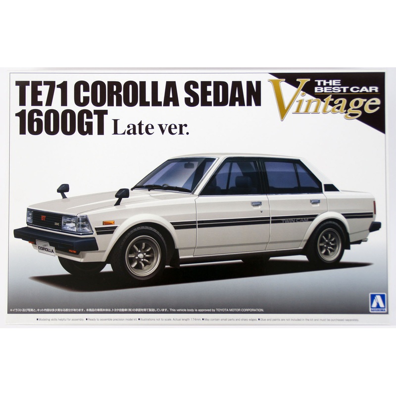 Aoshima 25864 TE71 Toyota Corolla Sedan 1600GT Late Version 1/24 Scale Kit