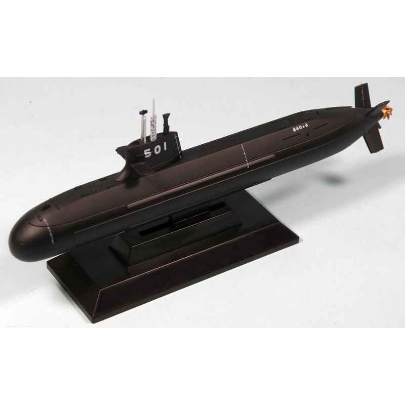Pit-Road Skywave J-73 JMSDF Submarine Ship SS-501 ‘Soryu’ Class 1/700 scale kit