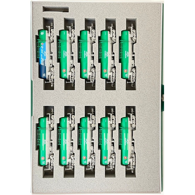 Kato 10-1750 Tank Car TAKI 1000 (Late Type) ‘No.1000 Anniversary Painting’ 10 Cars Set (N scale)