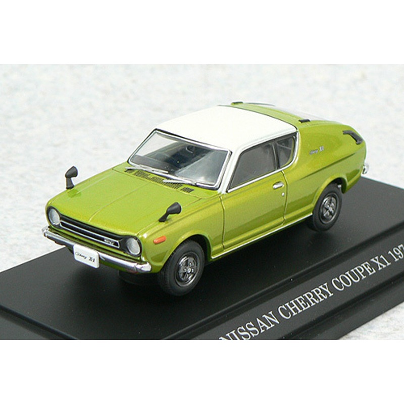 Ebbro 43506 NISSAN CHERRY COUPE X1 WHITE TOP 1/43 Scale