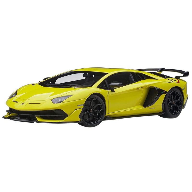 AUTOArt 1/18 Lamborghini Aventador SVJ (Pearl Yellow) Finished Model