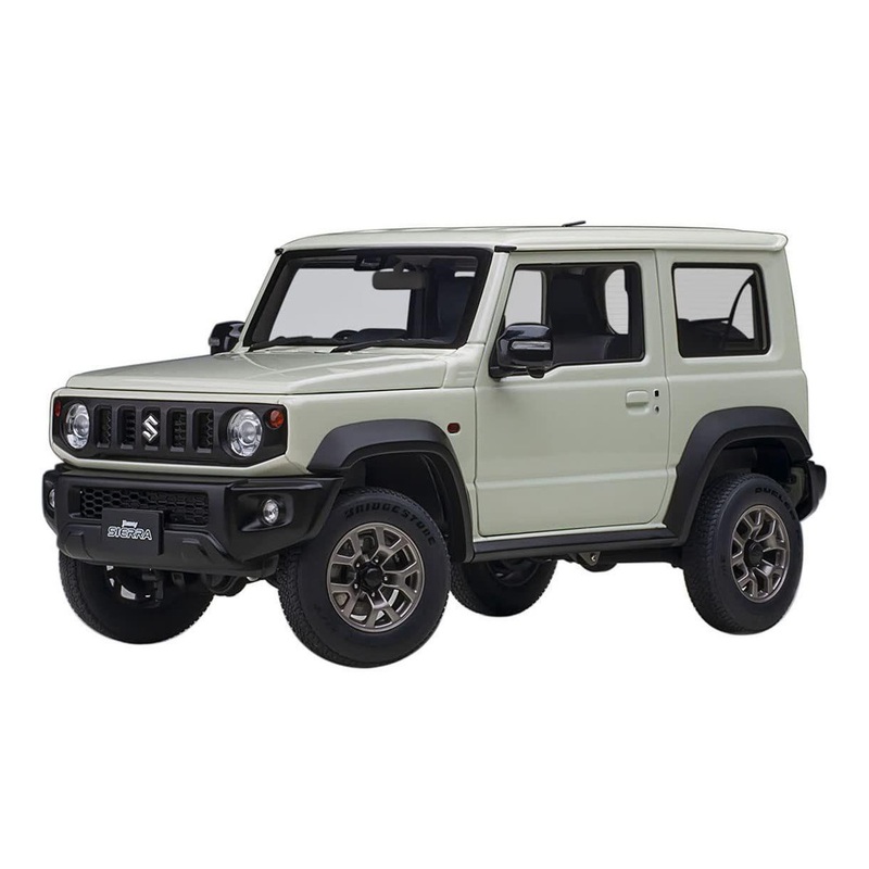 AUTOArt 1/18 Suzuki Jimny Sierra (JB74) (White Pearl) Finished Model
