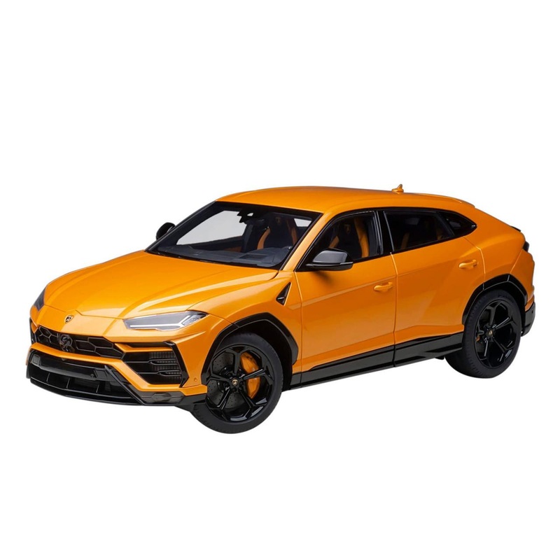 AUTOArt 1/18 Lamborghini Urus (Pearl Orange) Finished Model