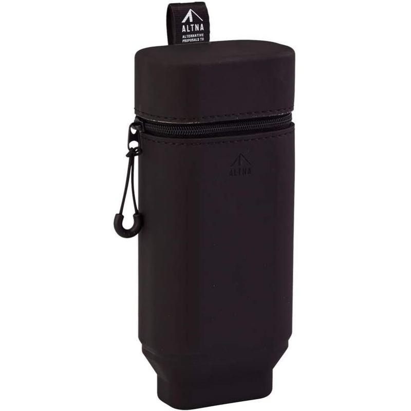 LIHIT LAB. ALTNA Stand Pen Case With Magnet (Black)