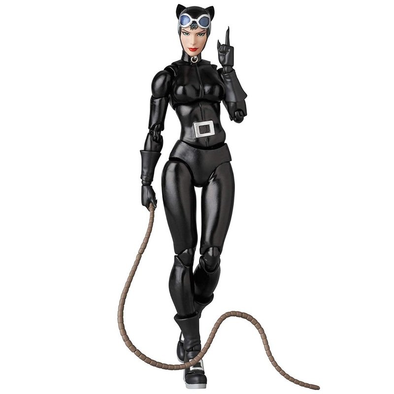 MAFEX No.123 Catwoman Hush Ver. Figure
