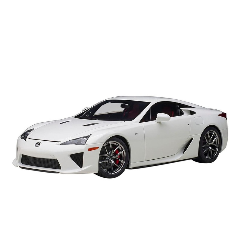 AUTOArt 1/18 Lexus LFA (Whitest White) Finished Model