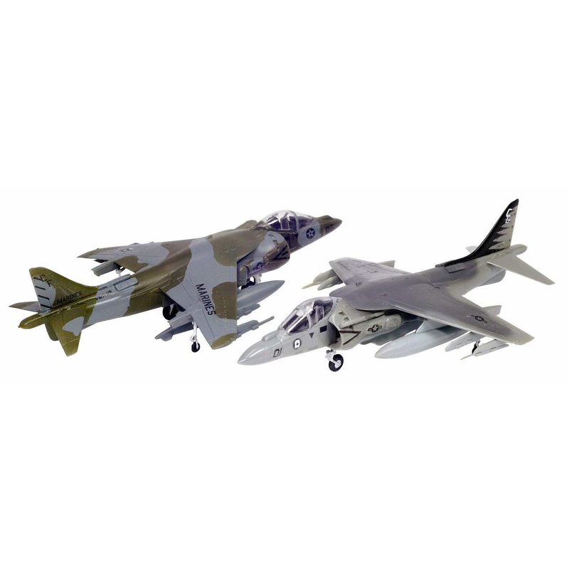 Platz FC-9 AV-8B Harrier-II (2 planes set) 1/144 Scale Model Kit