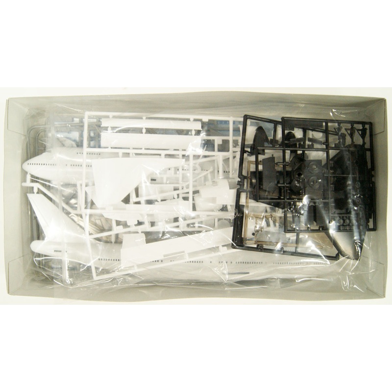 Hasegawa 1/200 Space Shuttle Orbiter & Boeing 747 Shuttle Carrier Air Craft Plastic Model